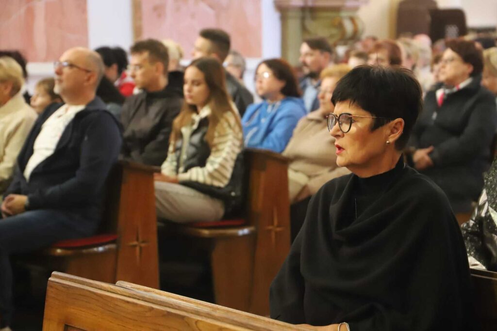 Uroczystość Odpustowa ku czci Matki Bożej Różańcowej w Mstowie.